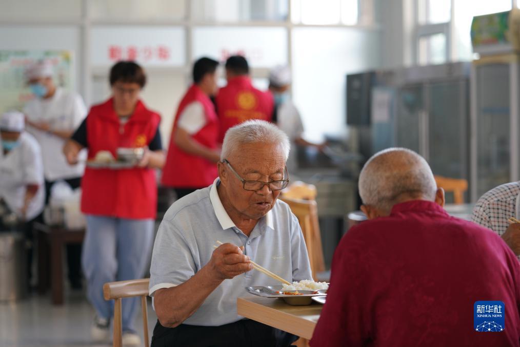 注册送20万金币